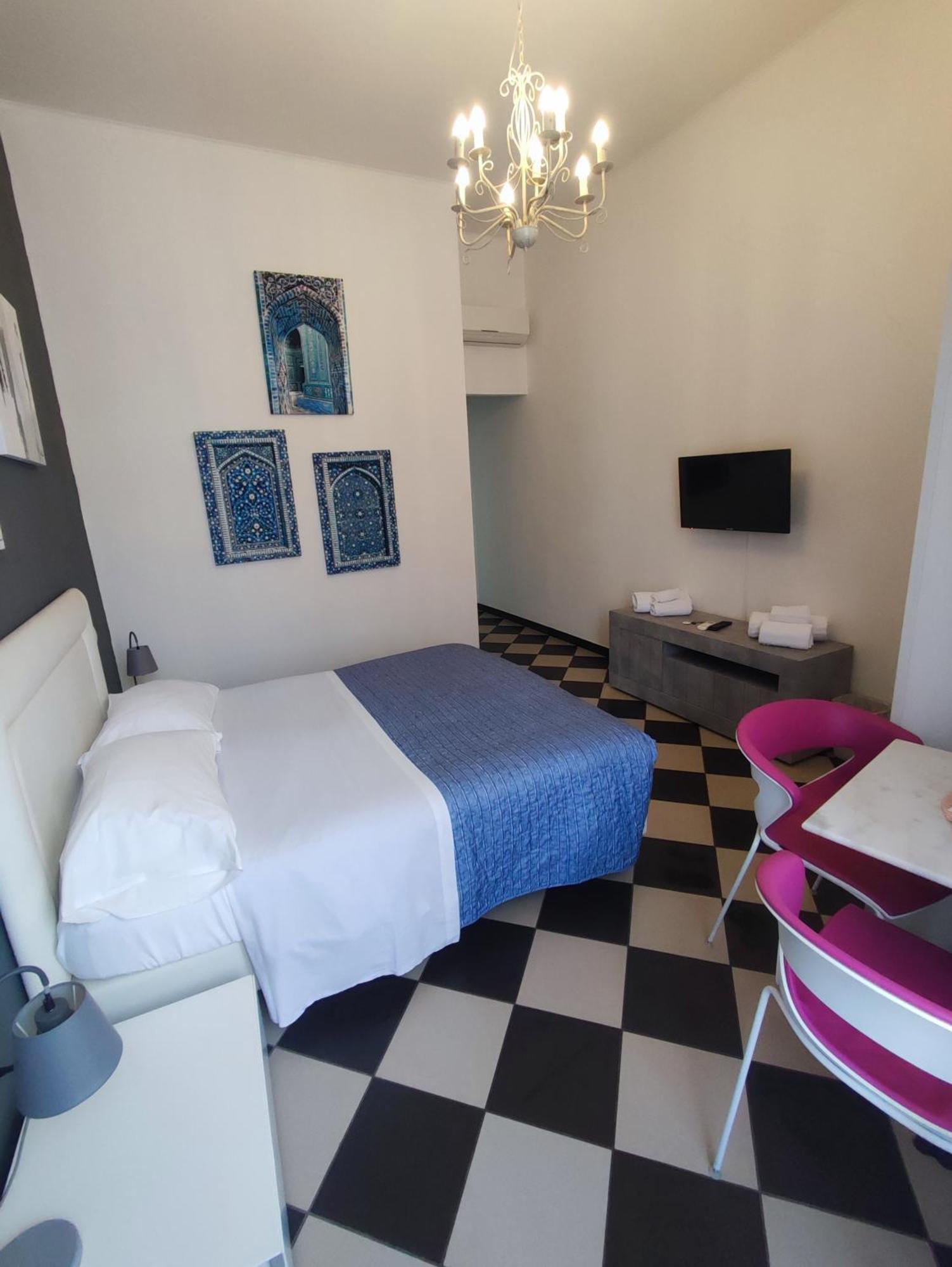 Mani Rooms Cagliari Kültér fotó